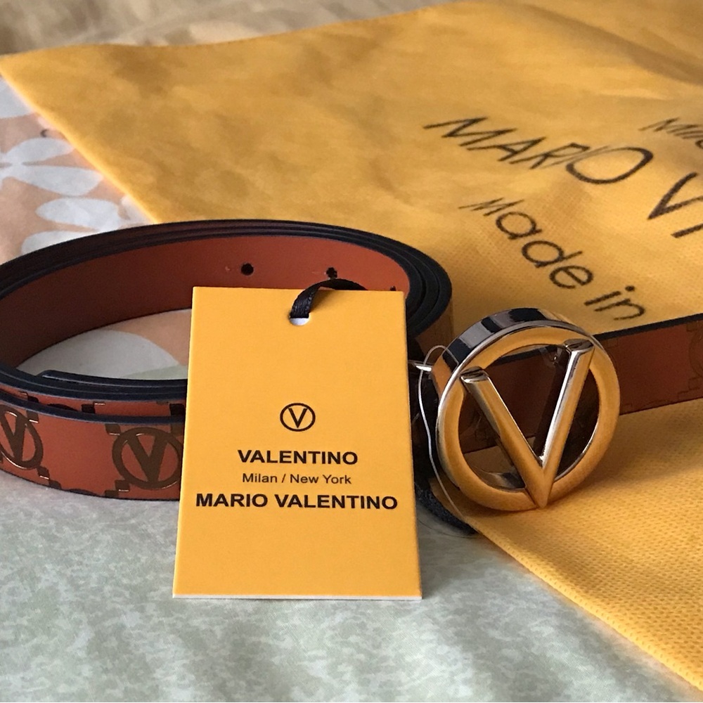 BNWT Valentino by Mario Valentino Belt